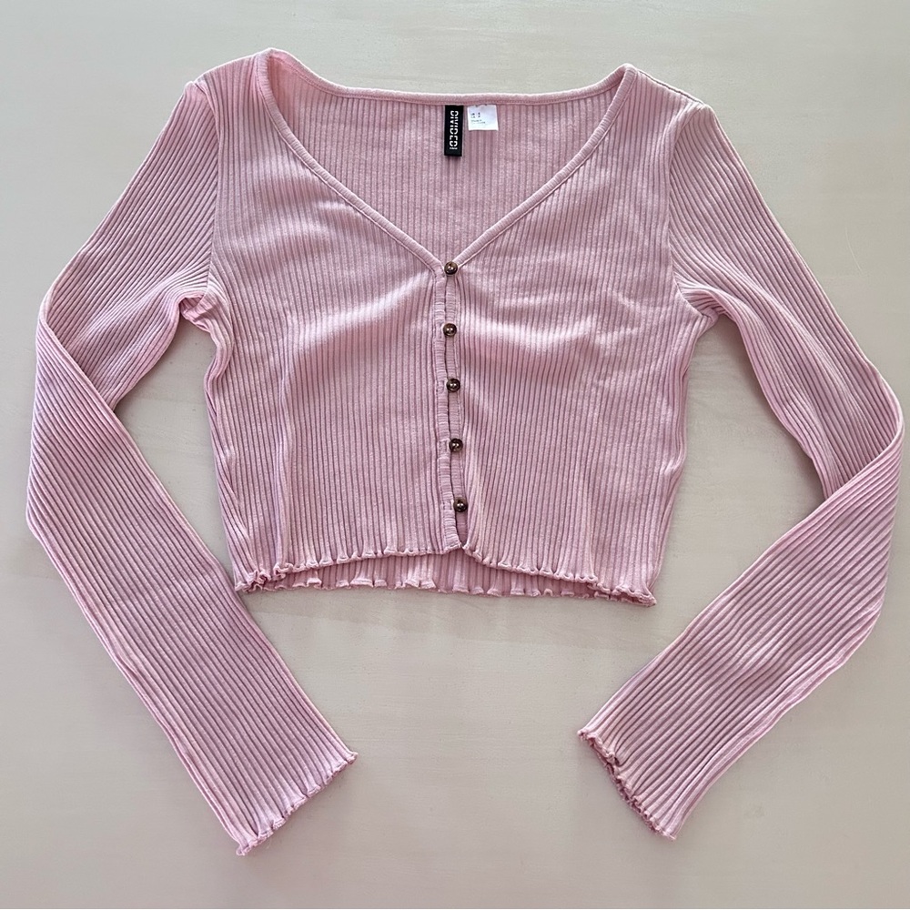 H&M Light Pink Ribbed Button-Down Crop Top